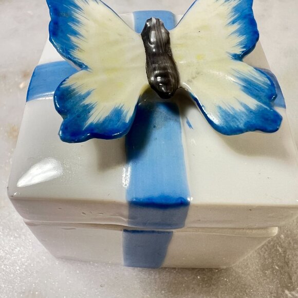 Vtg Butterfly Ceramic Trinket Ring Box Blue & White Gift Design Shafford Japan - Picture 2 of 8